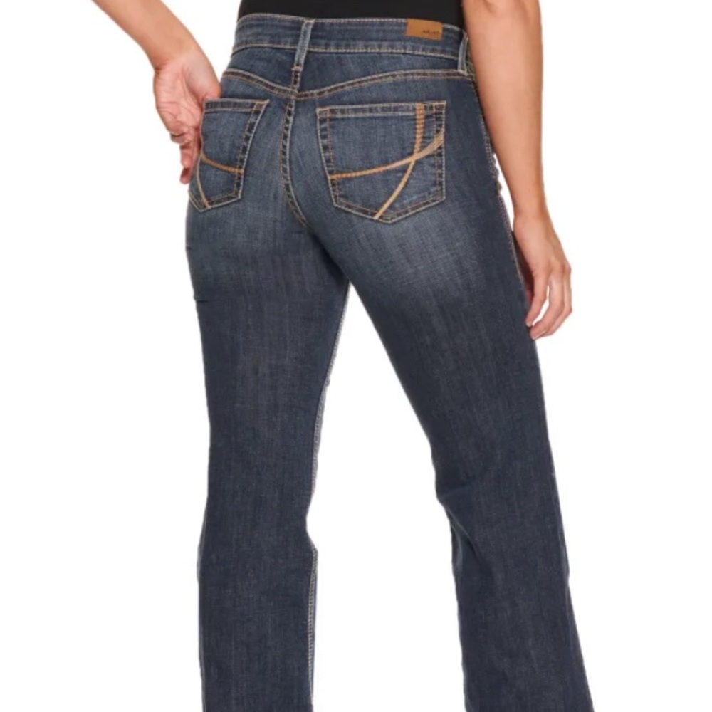 Ariat Women's Maggie Pasadena Medium Wash Perfect Rise Trouser Jeans, size 26XL